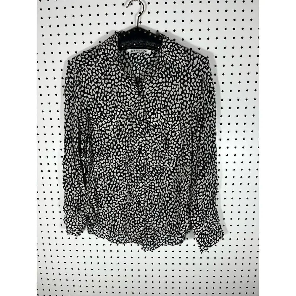 Zara printed button down blouse size xs